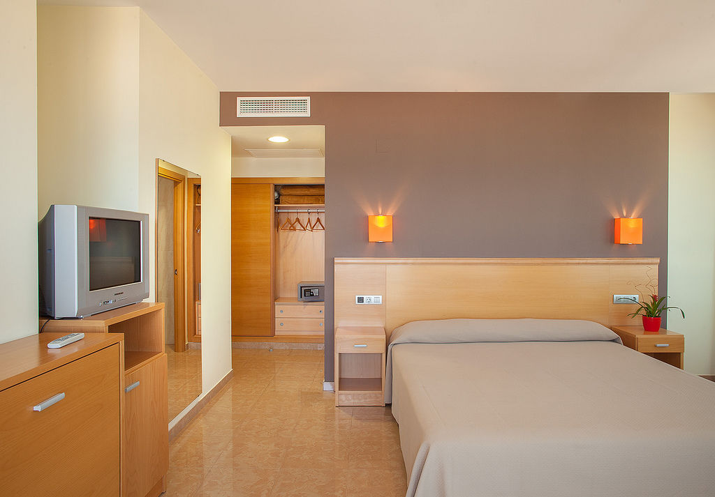 Hotel Rh Gijon & Spa Gandía Exteriör bild